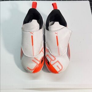 Puma Kids White and Red Sneakers